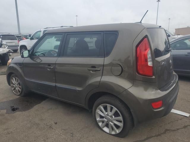 2013 KIA Soul +