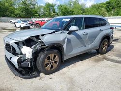 Salvage cars for sale from Copart Ellwood City, PA: 2022 Toyota Highlander Hybrid XLE