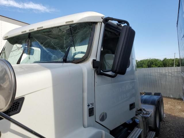 2012 Volvo VN VNL