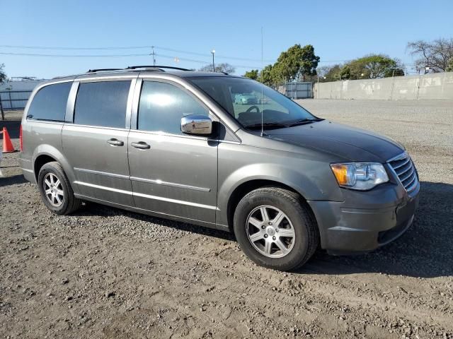 2010 Chrysler Town & Country Touring Plus