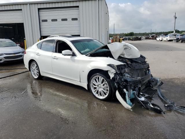 2015 Infiniti Q70 3.7