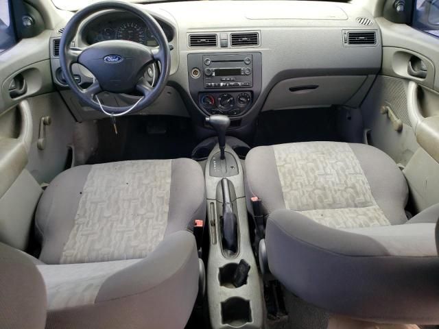 2005 Ford Focus ZX4