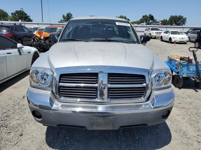 2005 Dodge Dakota Quad SLT