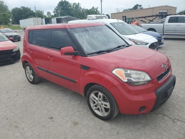 2011 KIA Soul +