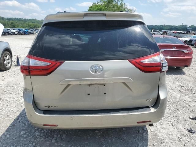 2015 Toyota Sienna XLE