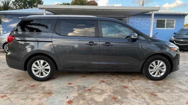 2016 KIA Sedona LX