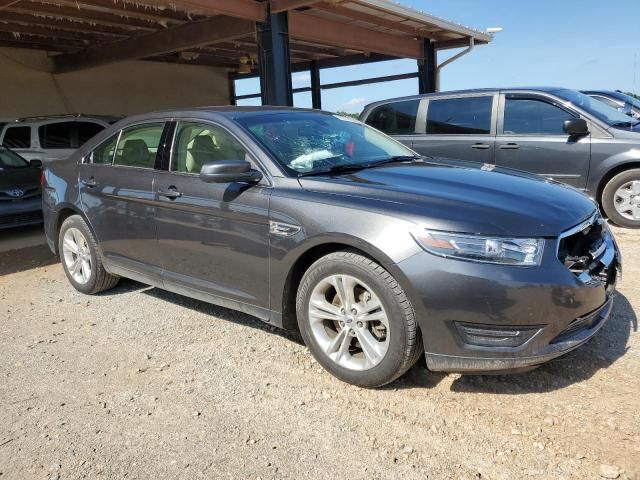 2018 Ford Taurus SEL