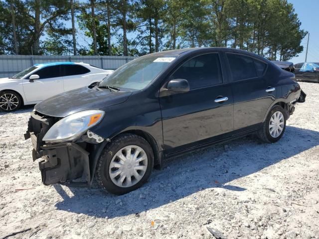 2013 Nissan Versa S