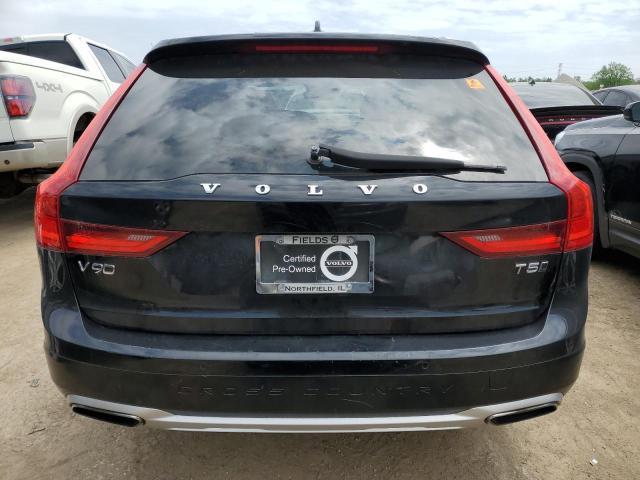 2018 Volvo V90 Cross Country T5 Momentum