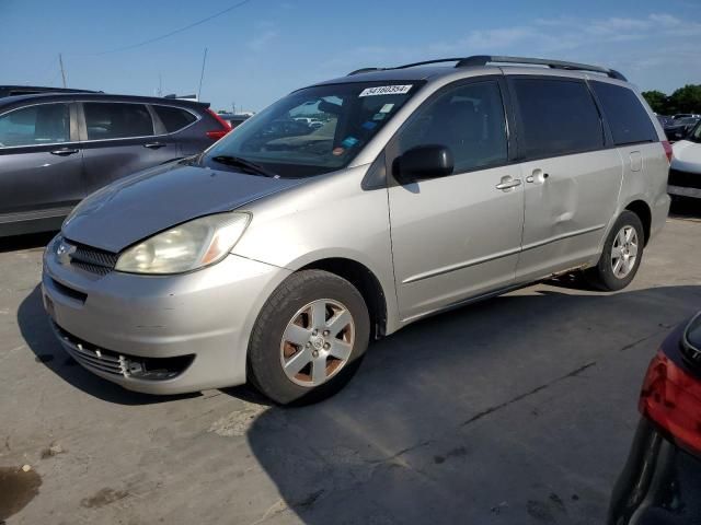 2005 Toyota Sienna CE