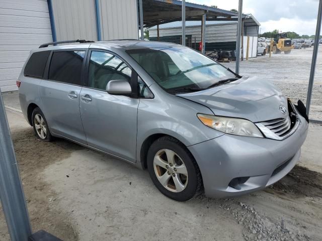 2015 Toyota Sienna LE