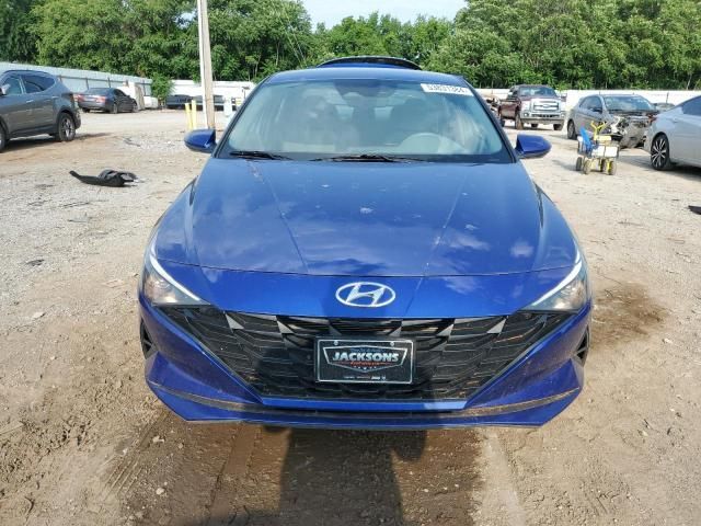 2021 Hyundai Elantra SE