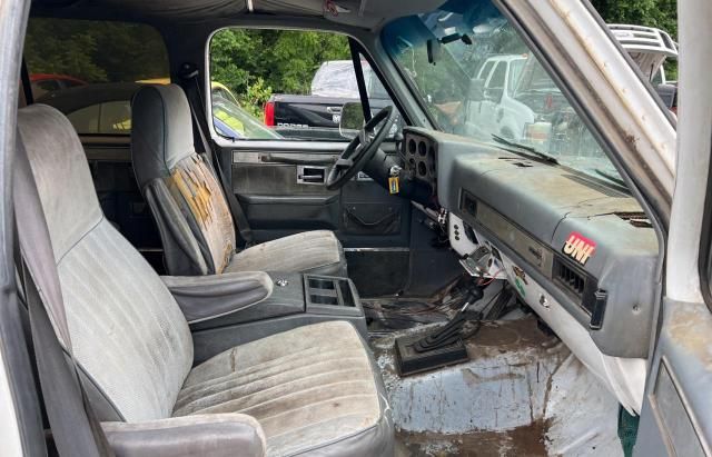 1988 Chevrolet Suburban V200