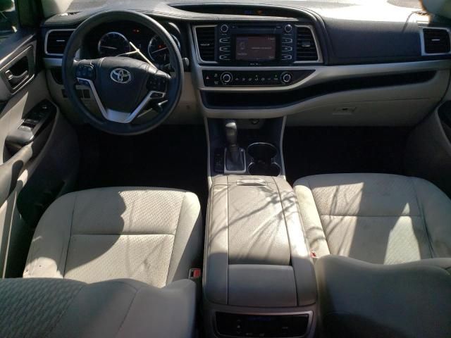 2014 Toyota Highlander LE