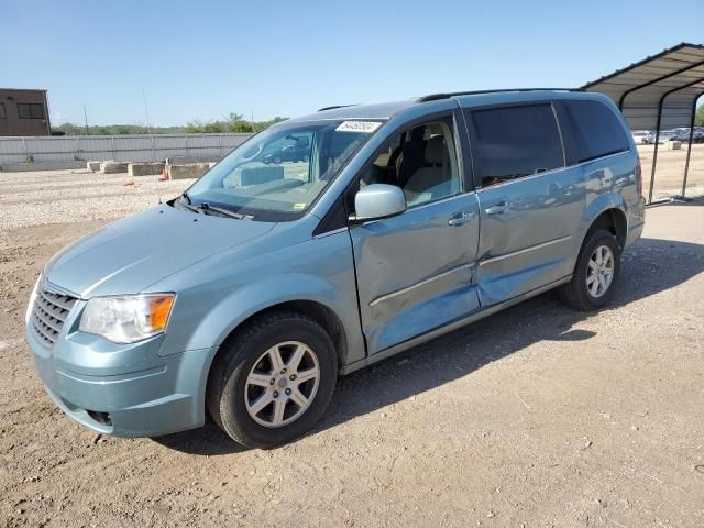 2010 Chrysler Town & Country Touring