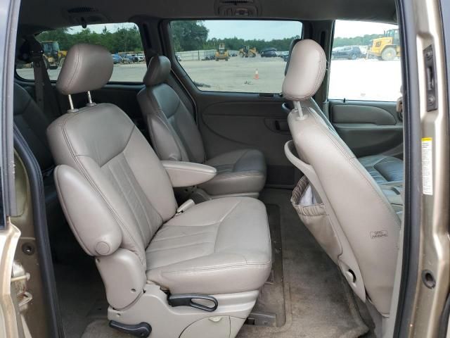 2003 Chrysler Town & Country LXI