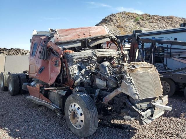 2012 Freightliner Cascadia 125