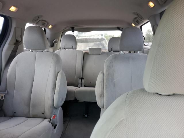 2011 Toyota Sienna