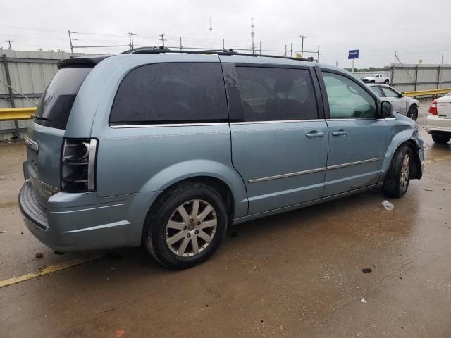 2010 Chrysler Town & Country Touring