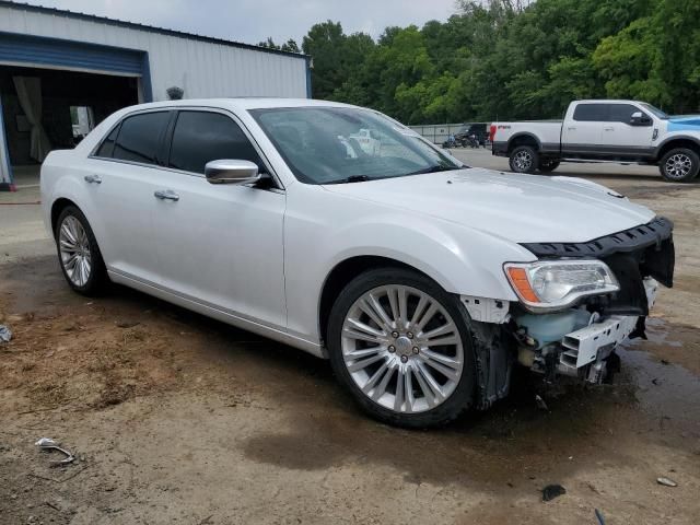 2012 Chrysler 300C Luxury