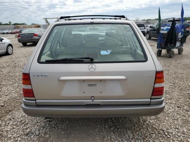 1995 Mercedes-Benz E 320