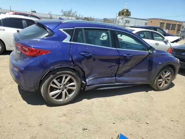 2017 Infiniti QX30 Base