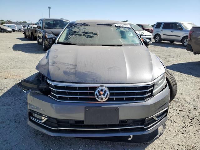 2017 Volkswagen Passat SE