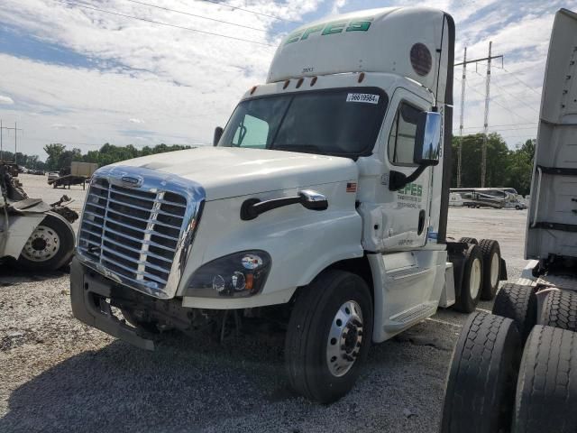 2018 Freightliner Cascadia 125