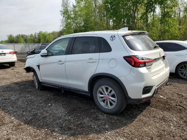 2020 Mitsubishi RVR SE