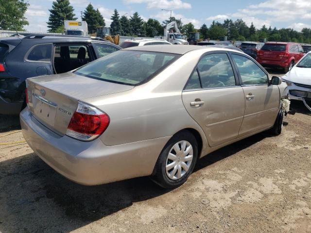 2005 Toyota Camry LE