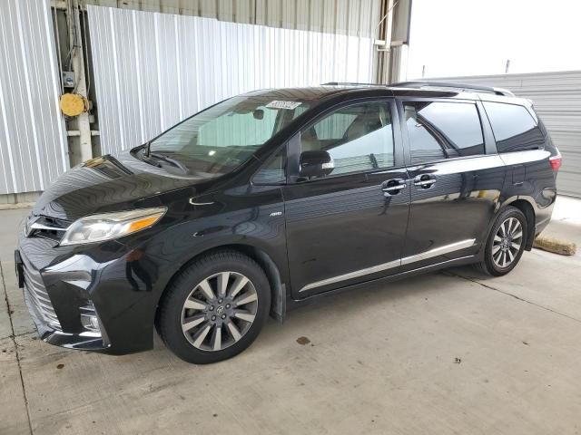 2019 Toyota Sienna XLE