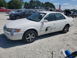 1999 Toyota Camry LE en venta en Loganville, GA