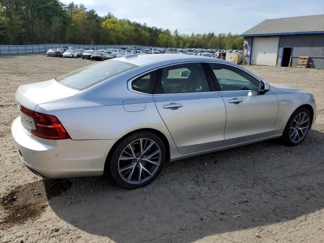 2017 Volvo S90 T6 Momentum