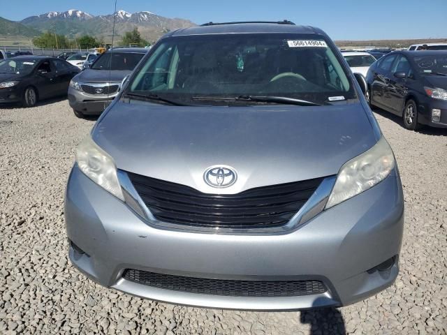 2011 Toyota Sienna LE