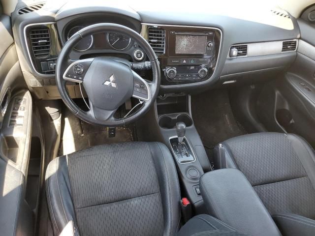 2015 Mitsubishi Outlander SE