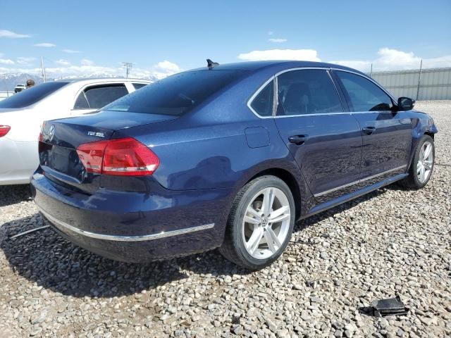 2013 Volkswagen Passat SEL