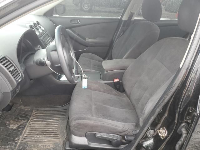 2010 Nissan Altima Base