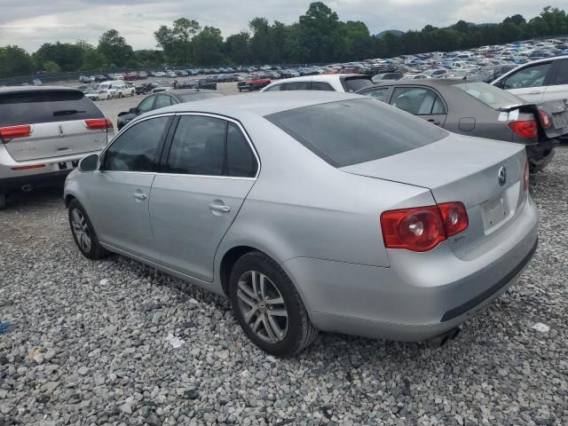 2005 Volkswagen New Jetta 2.5L Option Package 1