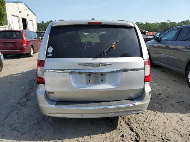 2011 Chrysler Town & Country Touring