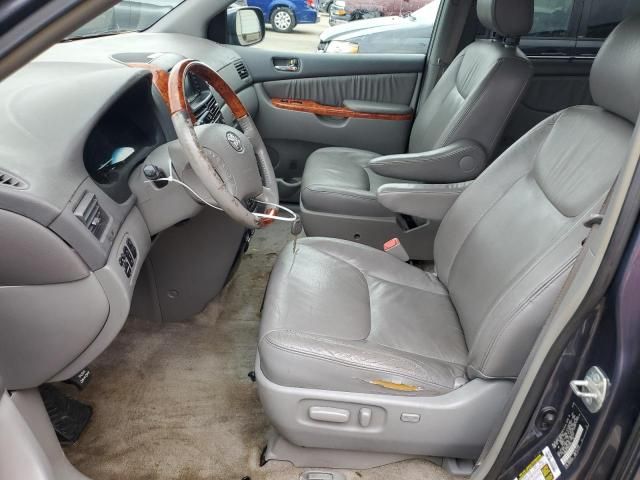 2008 Toyota Sienna XLE