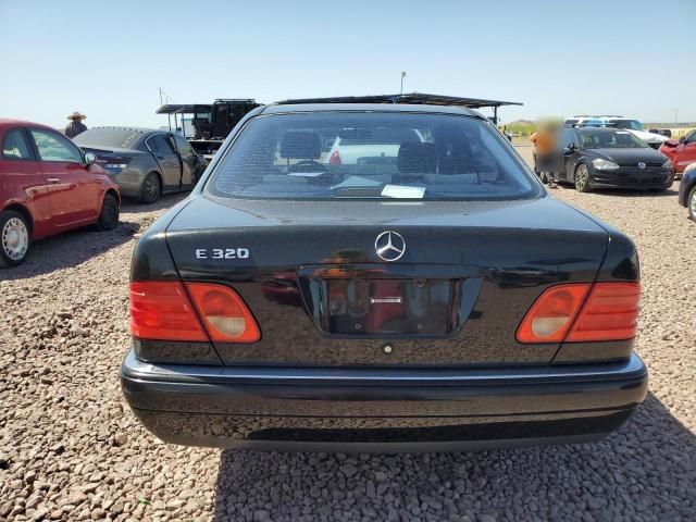 1999 Mercedes-Benz E 320