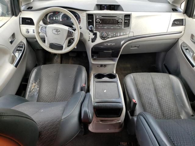 2014 Toyota Sienna Sport