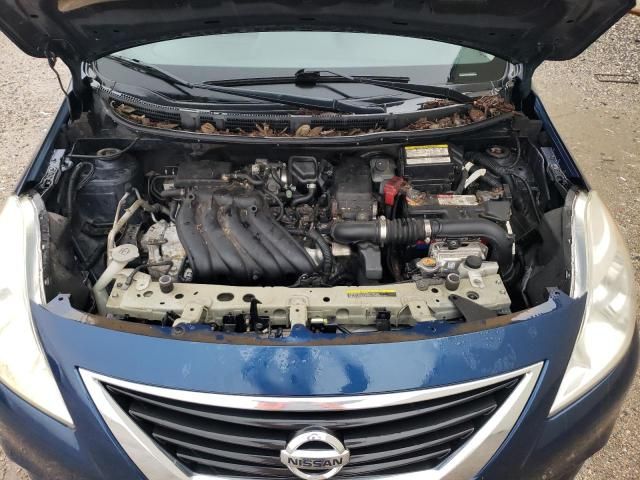 2013 Nissan Versa S