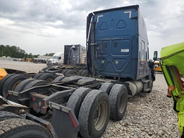 2016 Freightliner Cascadia 125