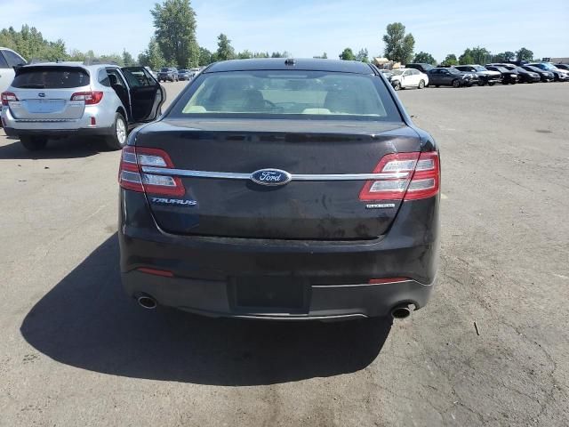 2013 Ford Taurus SE