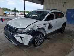 Volkswagen Vehiculos salvage en venta: 2024 Volkswagen Taos SE