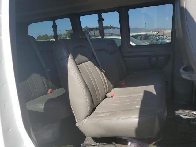 2016 Chevrolet Express G2500 LS