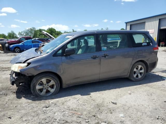 2011 Toyota Sienna