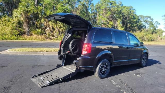 2016 Dodge Grand Caravan R/T