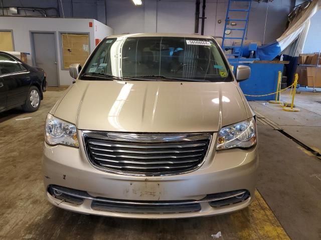 2013 Chrysler Town & Country Touring